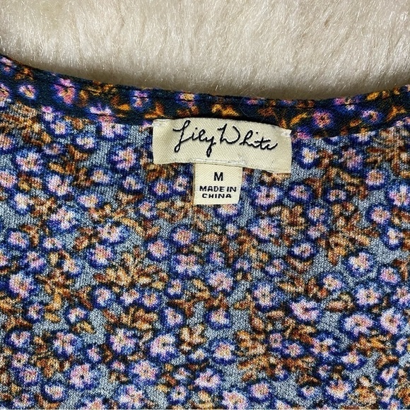 LILY White Floral Blouse - Picture 3 of 8